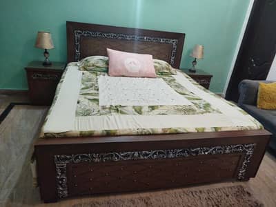 king size bed