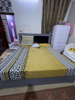 King size bed