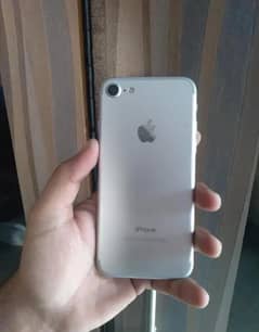 iphone7 32gb pta aproved
