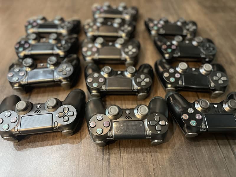 Ps4 used controllers 1