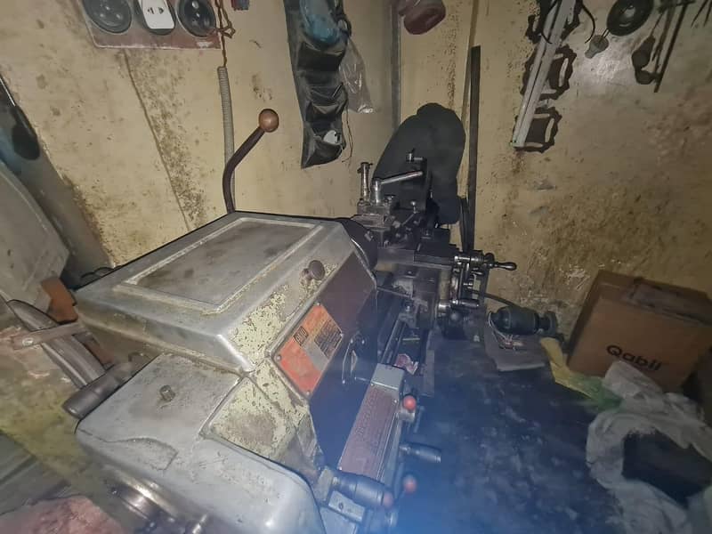 Lathe machine 1