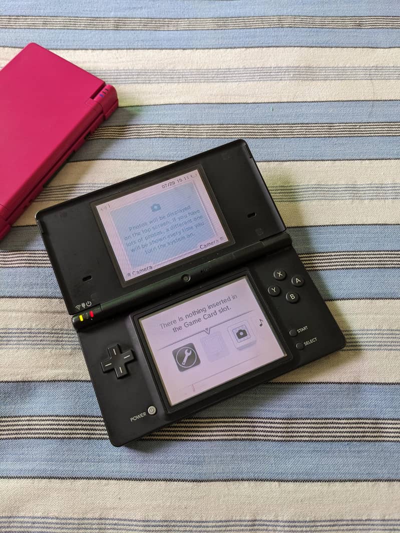 Nintendo DSi 0