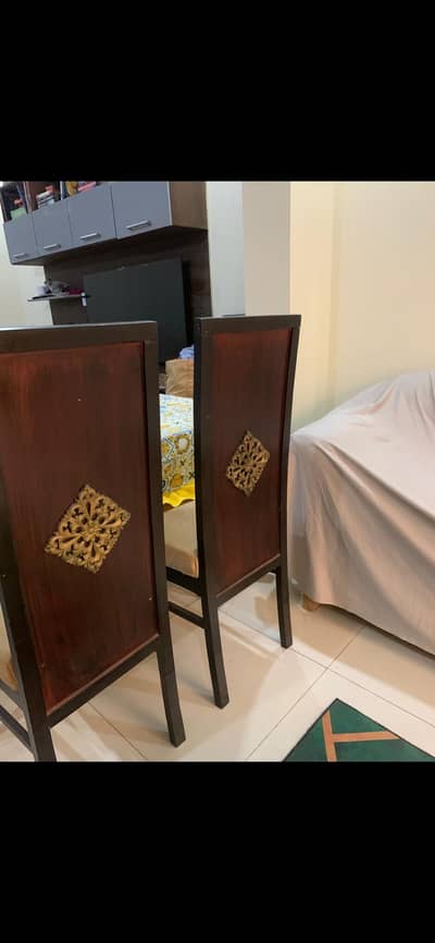 6 seater dinning Table