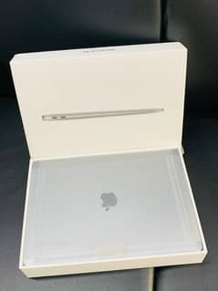 APPLE MACBOOK AIR M1 CHIP FOR SALE WITH ORIGNAL BOX AND CHARGER
