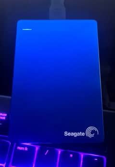 Seagate 1tb exernal hard 128mb cache with 3.0 cable