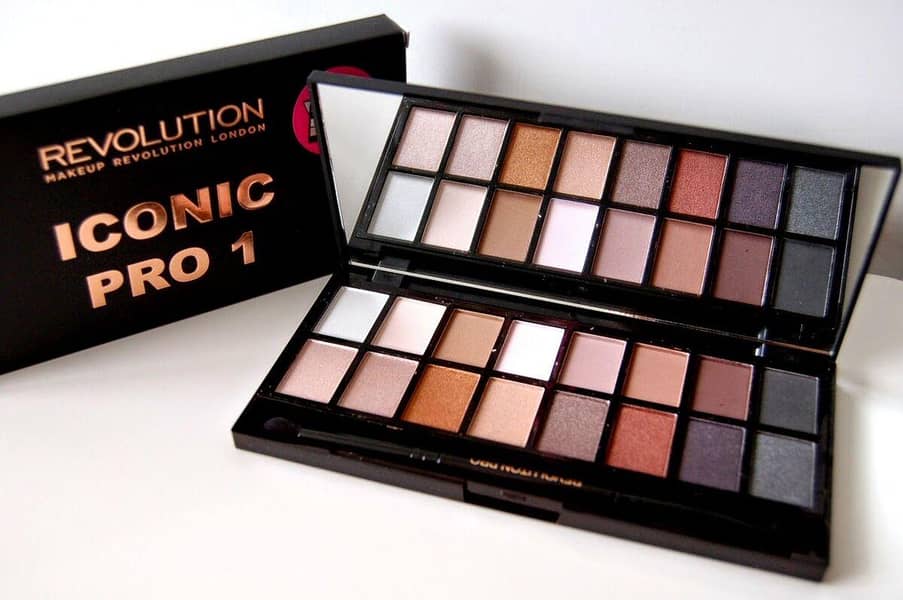 Revolution Pro Makeup Kit 1