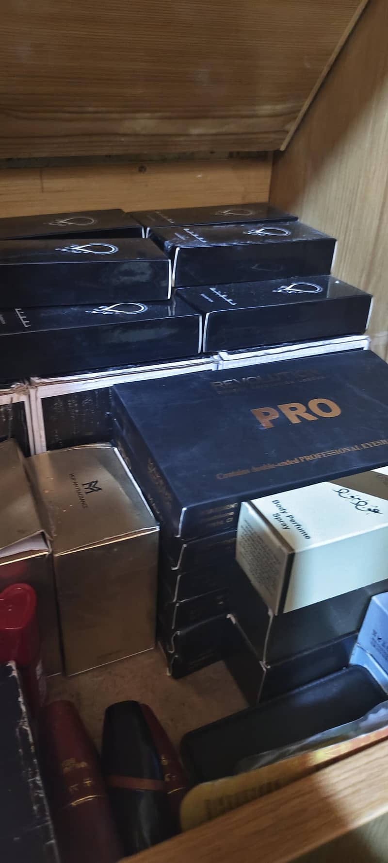 Revolution Pro Makeup Kit 4