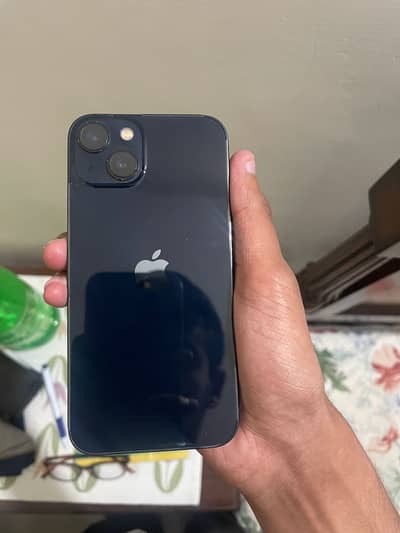 Apple iPhone 13