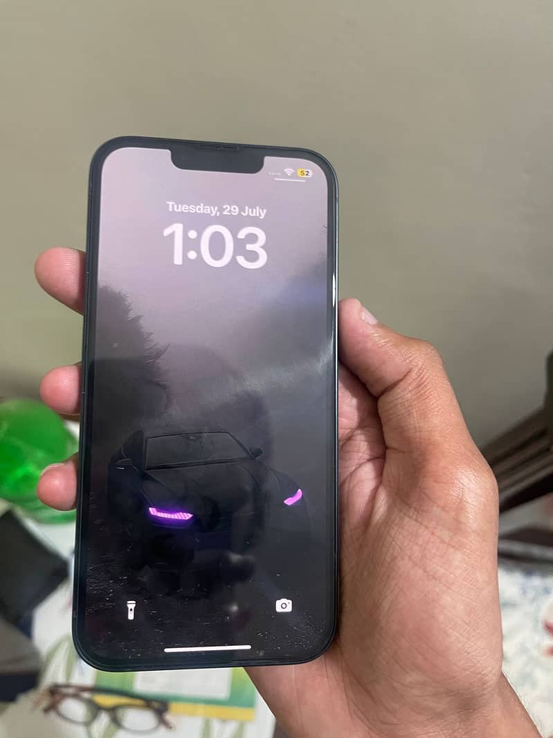Apple iPhone 13 4