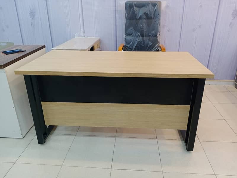 Modern Executive Office Table , Best for Work & Home Office 6