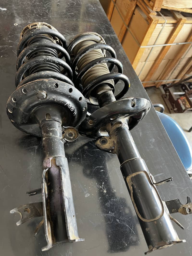 Honda brv shocks & front steering assembly 2