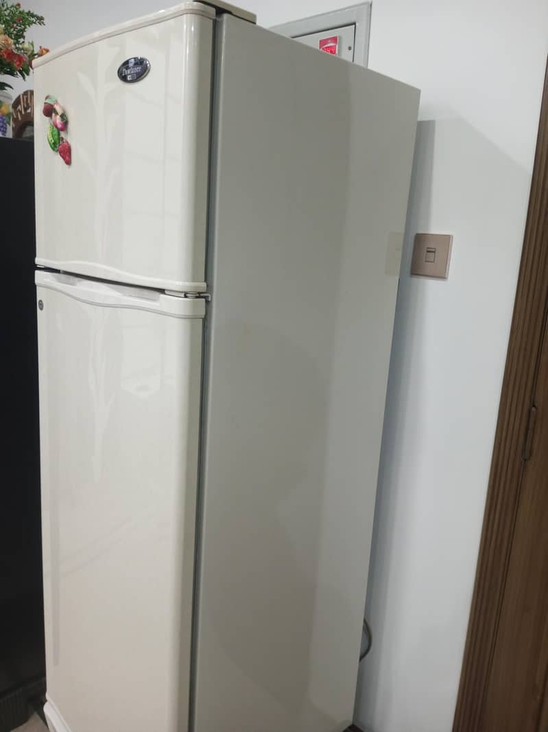 Dawlance Refrigerator 0