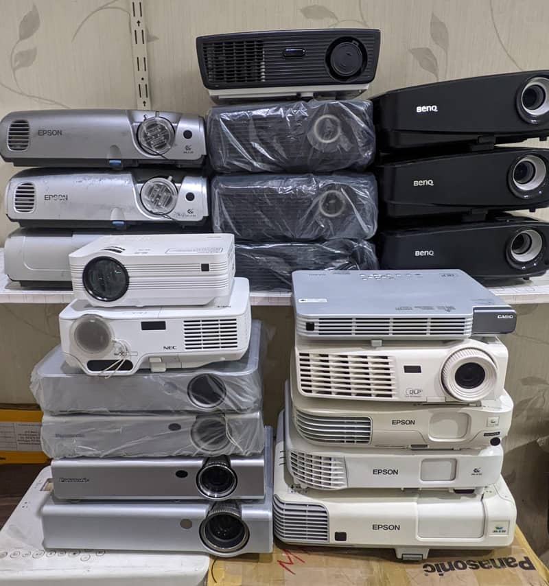 multimedia projector 0