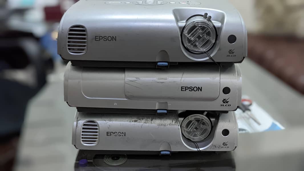 multimedia projector 3