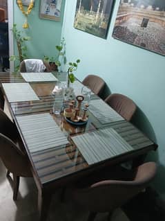 Dinning table with 6 chairs