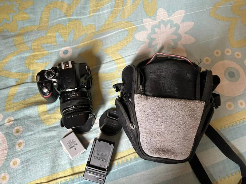 NIKON D3200 CAMERA 1