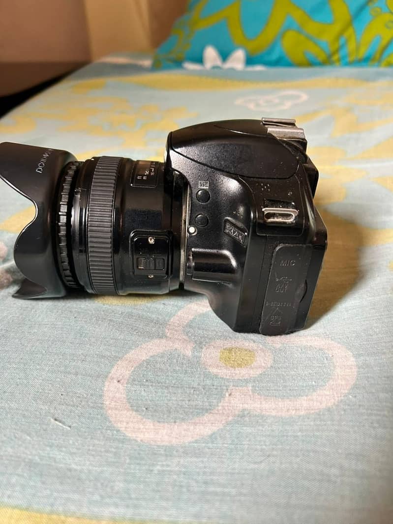 NIKON D3200 CAMERA 2