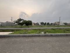 NASHEMAN-E-IQBAL 150 FT WIDE ROAD SAMI COMMERCIAL PLOT IS AVAILABLE FOR SALE