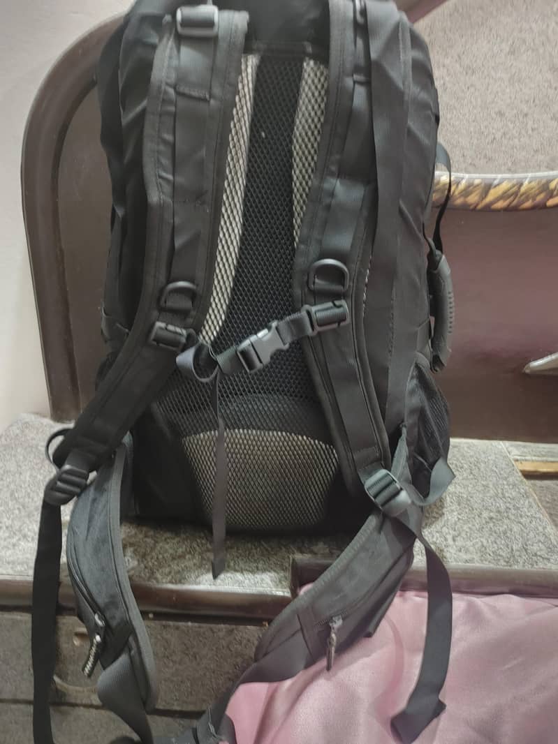 Trang World Backpack 4