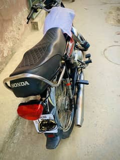 SELLING MY UNITED 70
