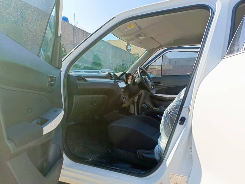 Suzuki Swift 2022 11