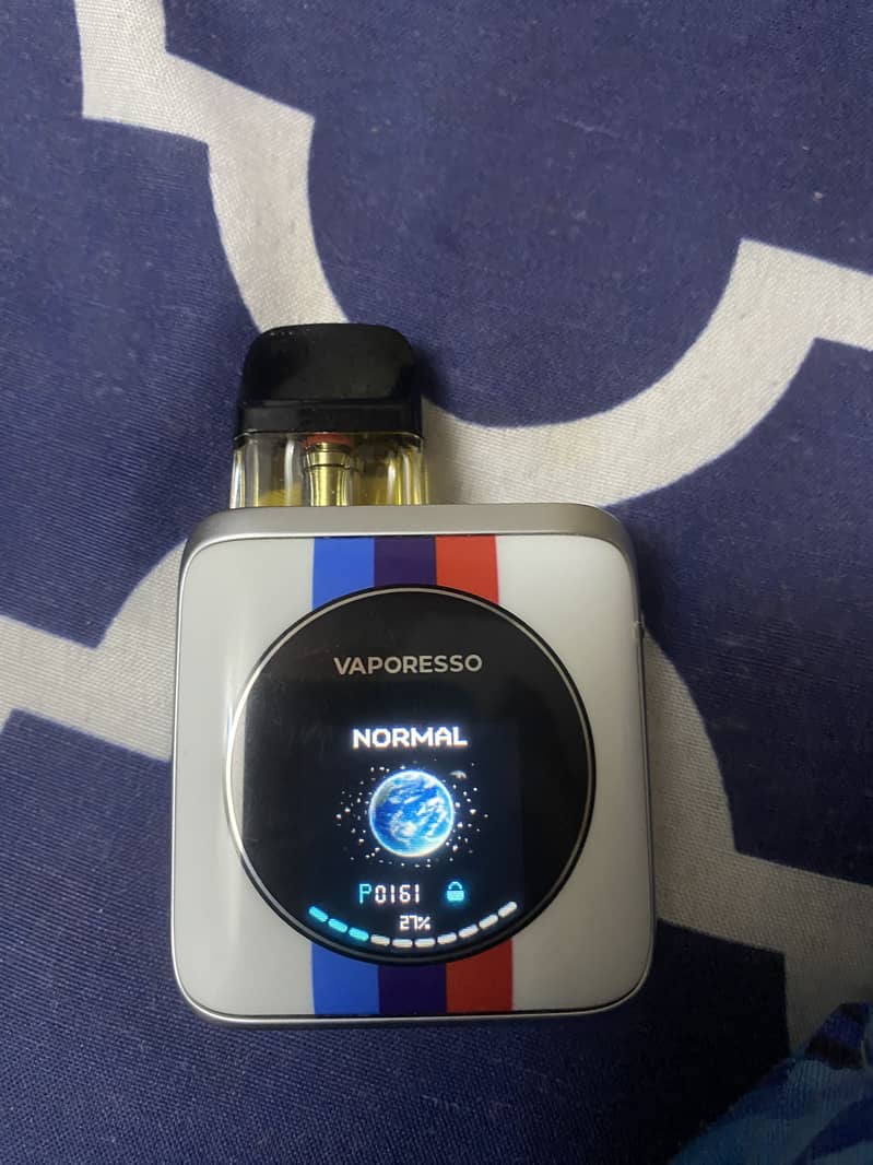 Vaporesso Xros 4 nano race track package 0