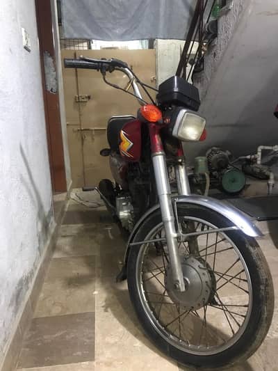 United 125cc 2021 Bike low price