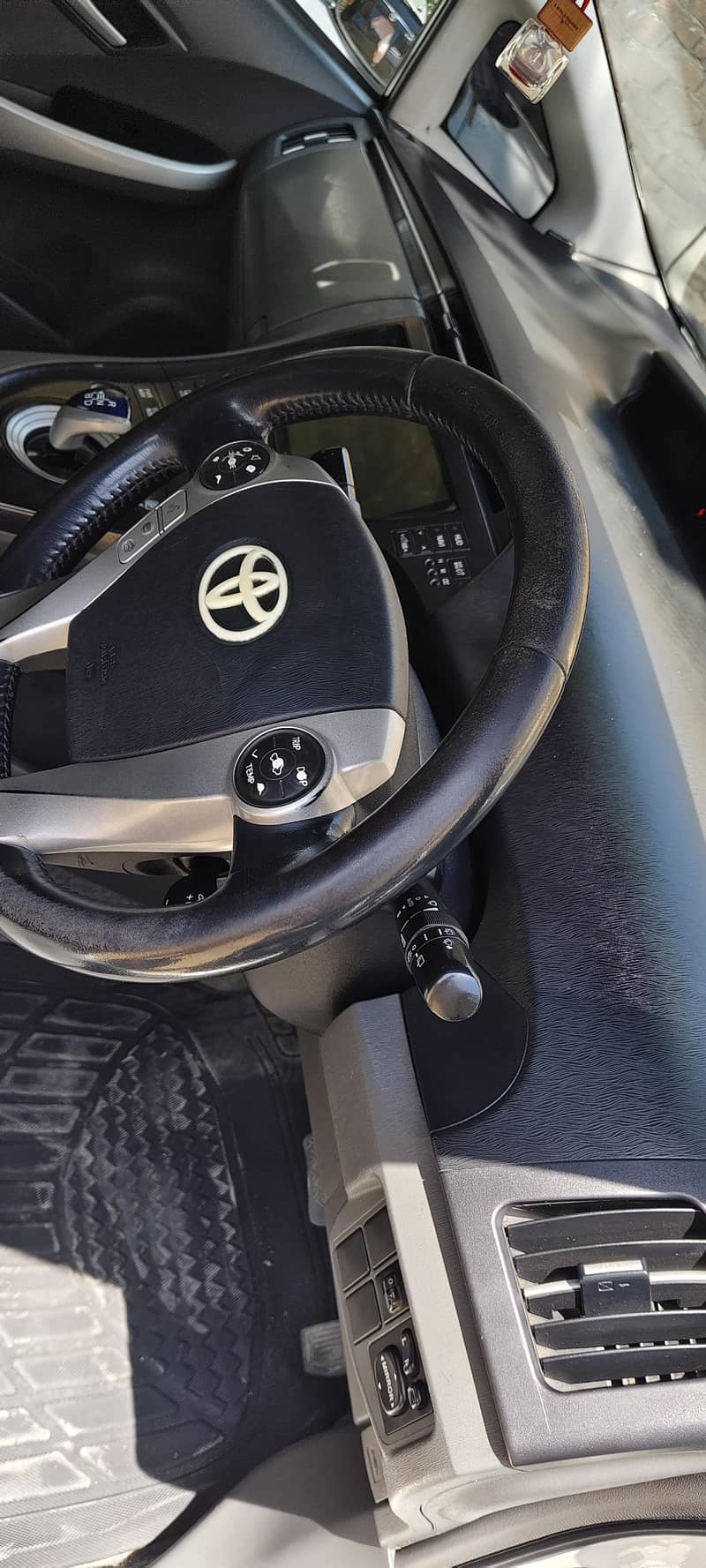 Prius S best condition - Cars - 1104587464