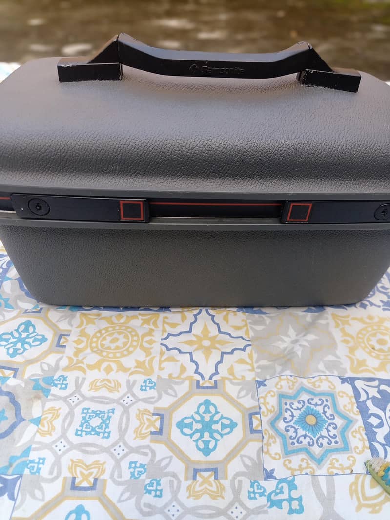 Vintage Samsonite Case 0