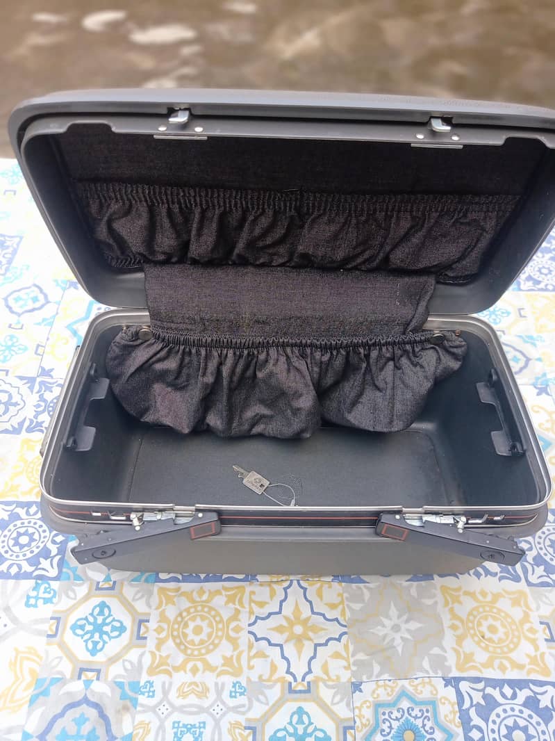 Vintage Samsonite Case 5