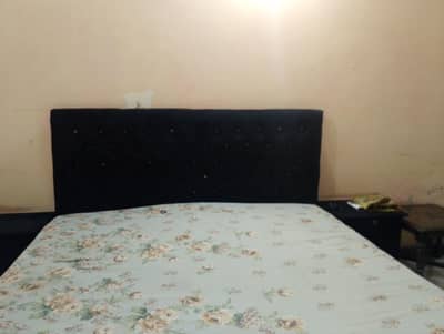 2 site tables and bed