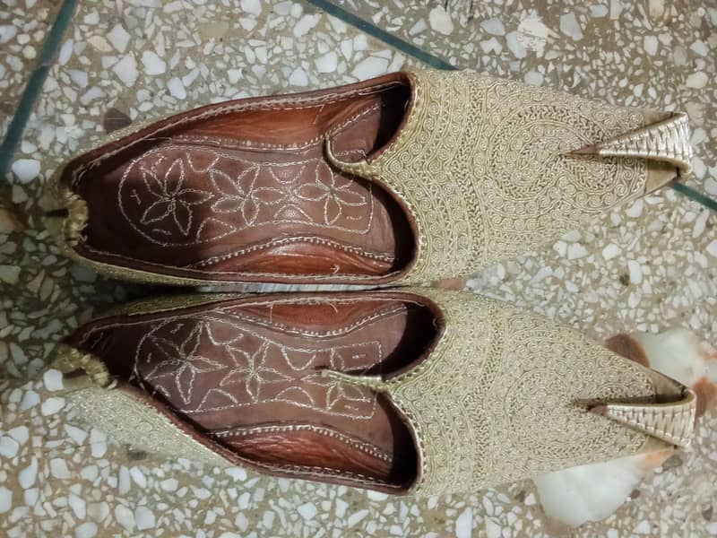 wedding khusa 0
