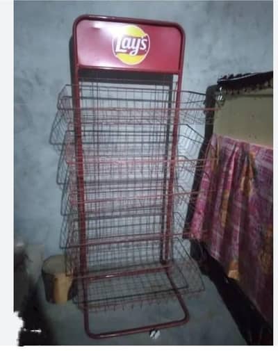 lays stand. .
