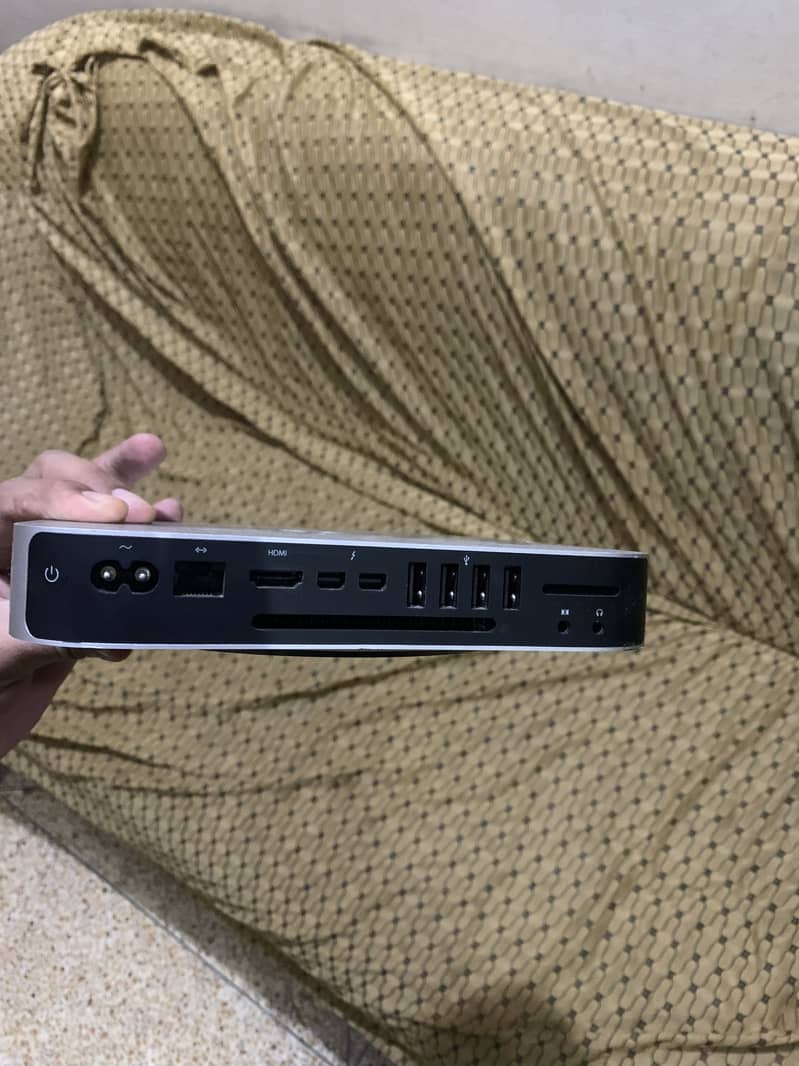 Apple Mac mini 1