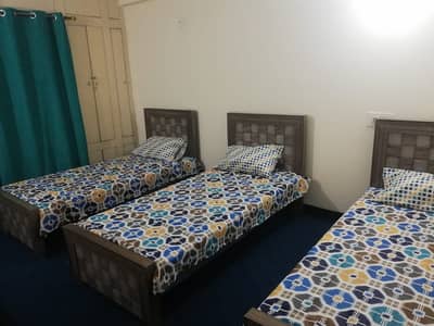 Moatabar Boys Hostel Nearby NUML, IQRA, SZABIST,ICMA,Industrial Area.