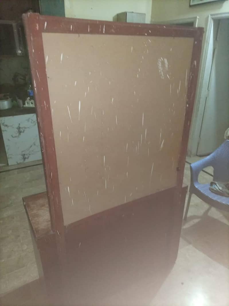 wooden dressing table 4