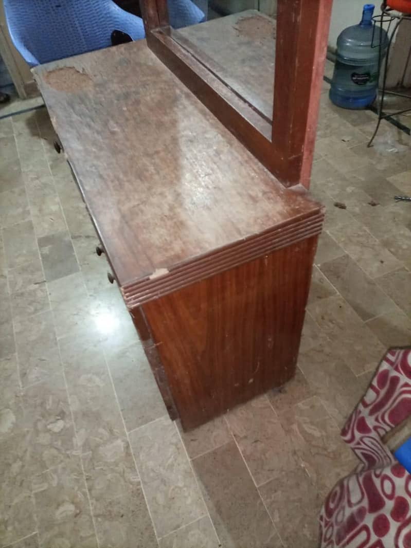 wooden dressing table 5