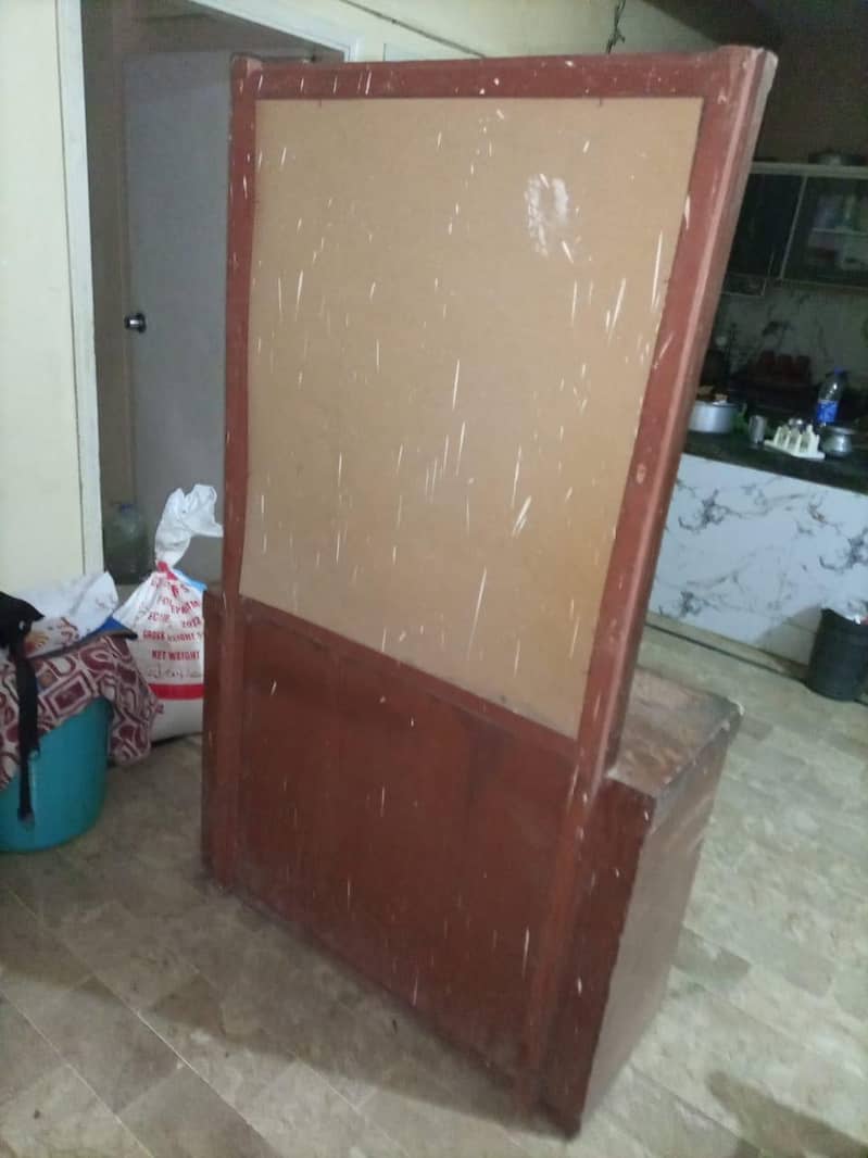 wooden dressing table 6