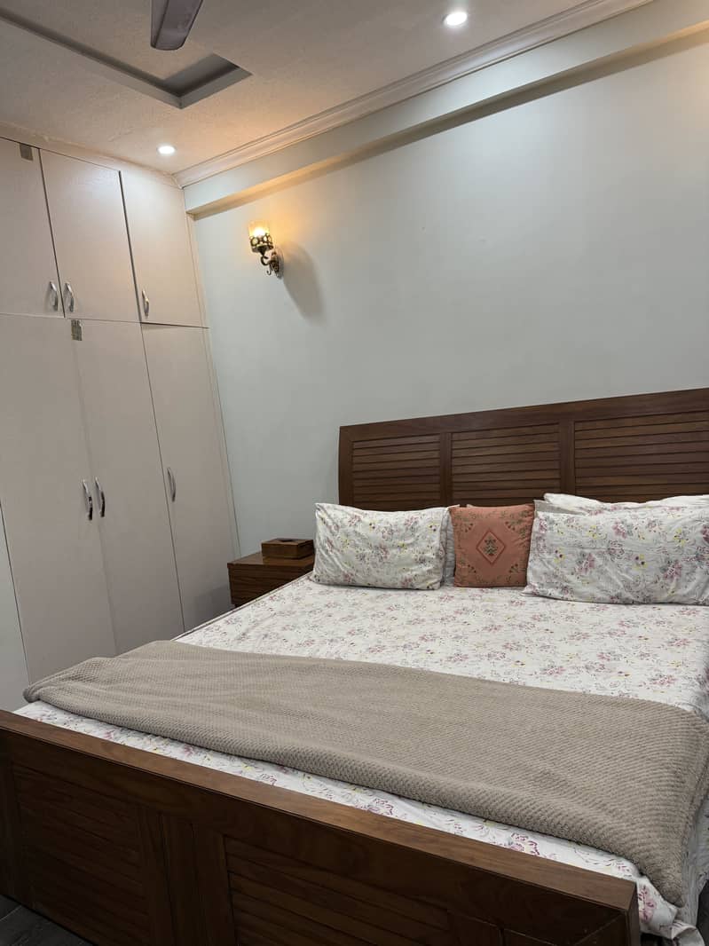 Elegant bed set 4
