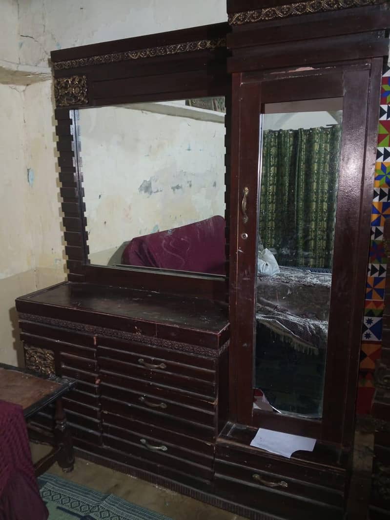 double dressing table 2