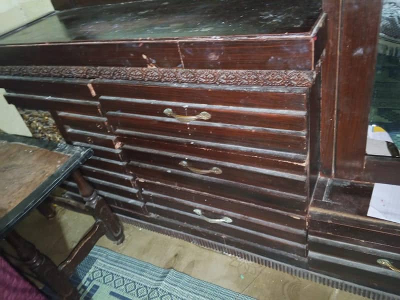 double dressing table 3