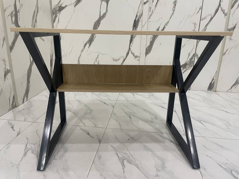 K-Shape Workstation Table 0