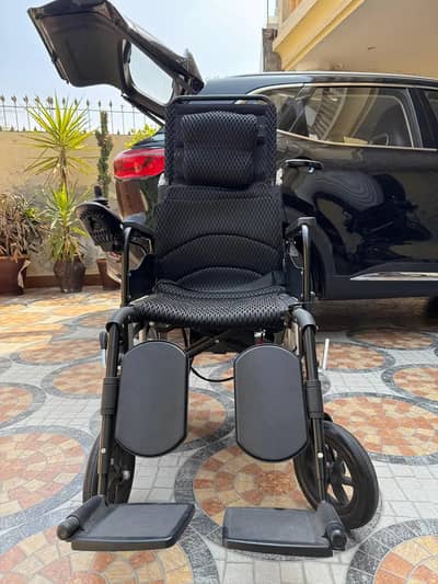 Brand New Electric Reclining Wheelchair – Only Used for 1 Day!