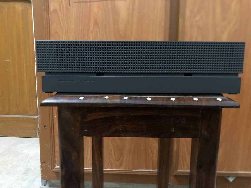 Xbox one X 1