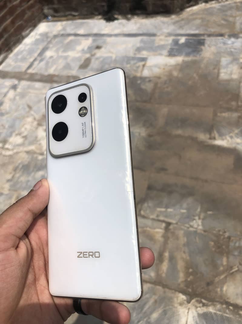 Infinix zero 30 6