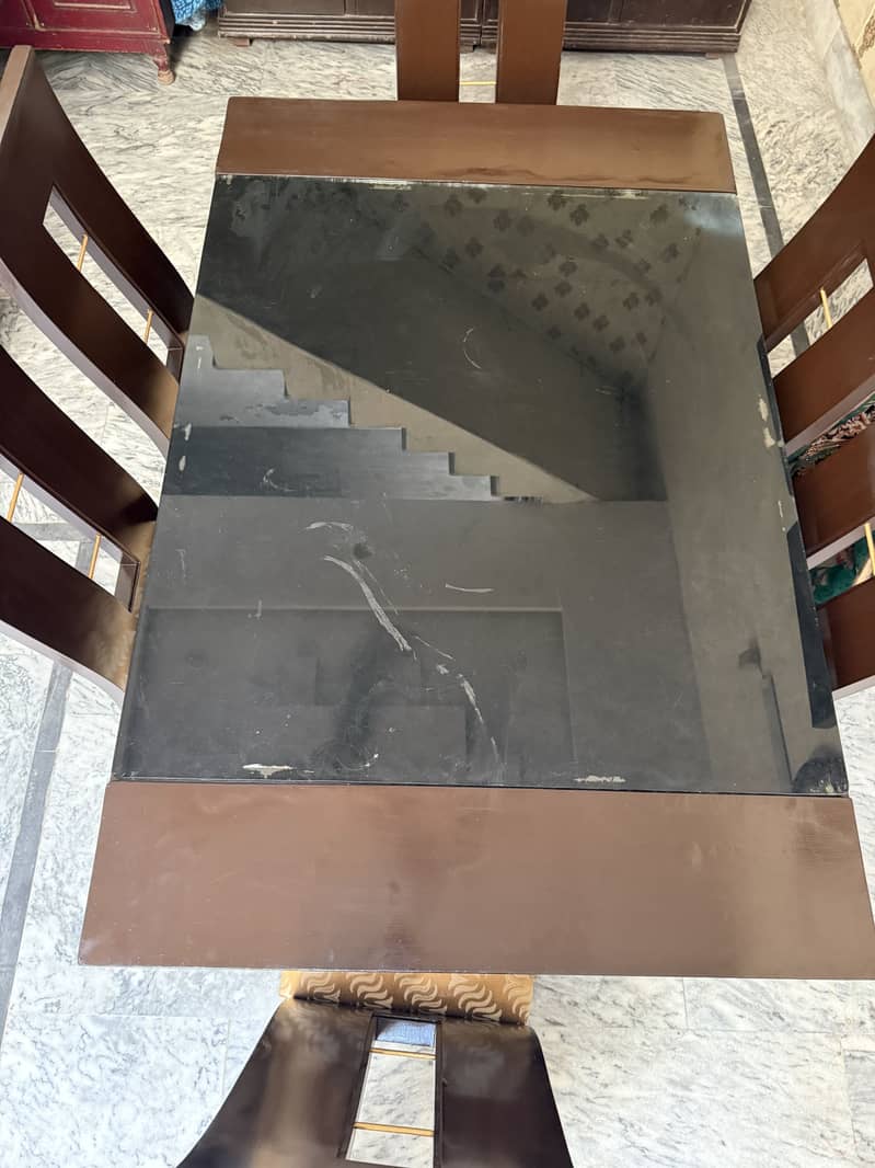 6 SEATER DINNING TABLE 0