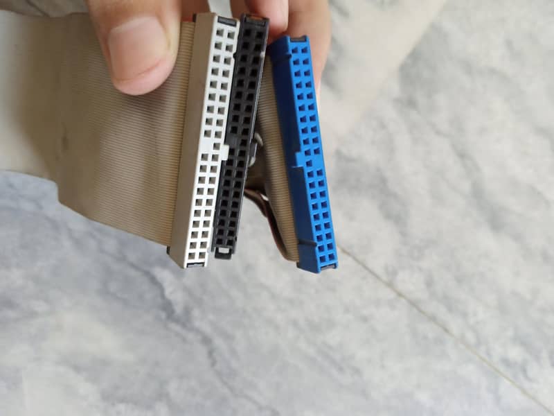 40_pin IDE cable 0