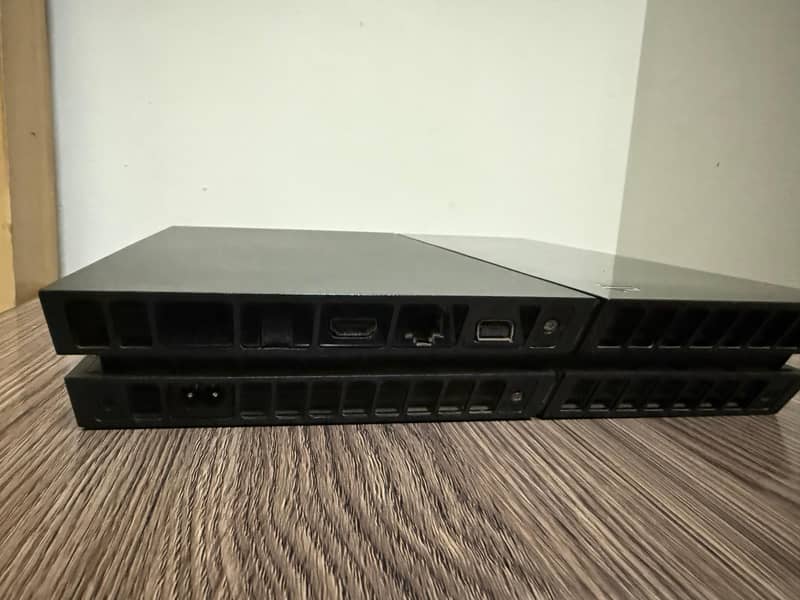 PS4 Console 6