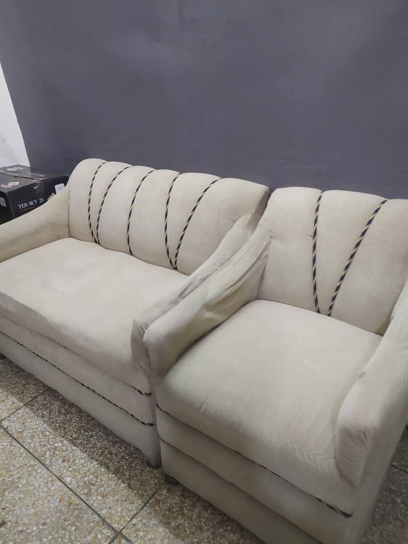 Sofa set 0