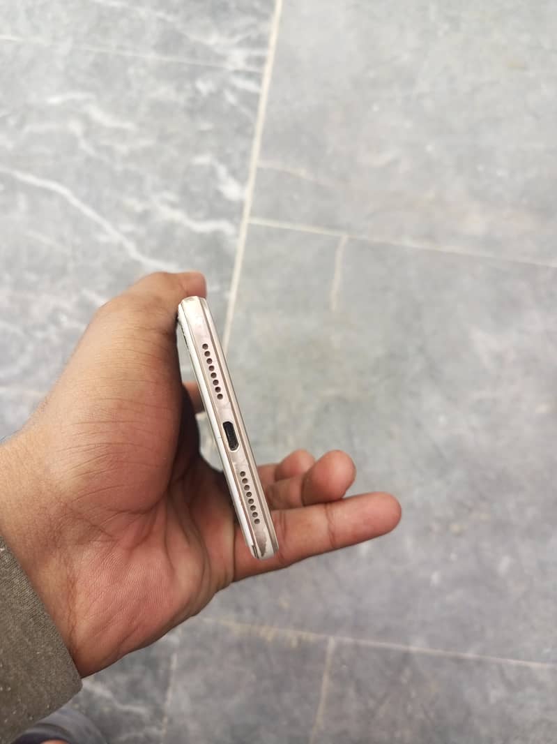 oppo A37f 5